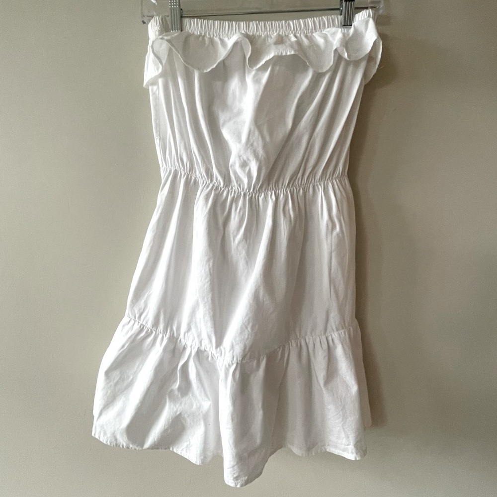 🔥BOGO FREE White strapless ruffle dress